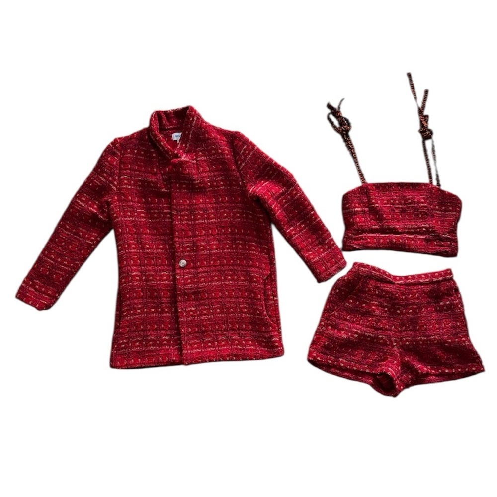 Koch Women’s Tweed Set. Crop spaghetti strap, shorts, jacket. Red size Medium.